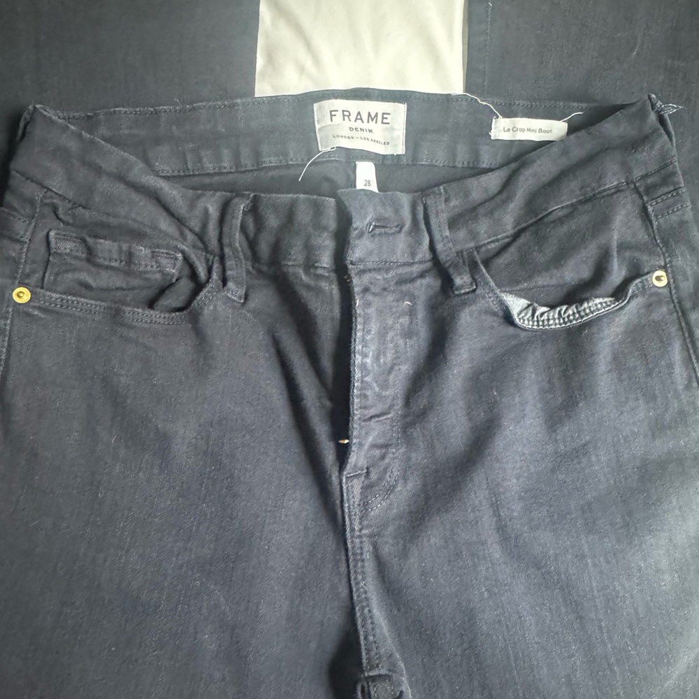 Frame dark blue jeans